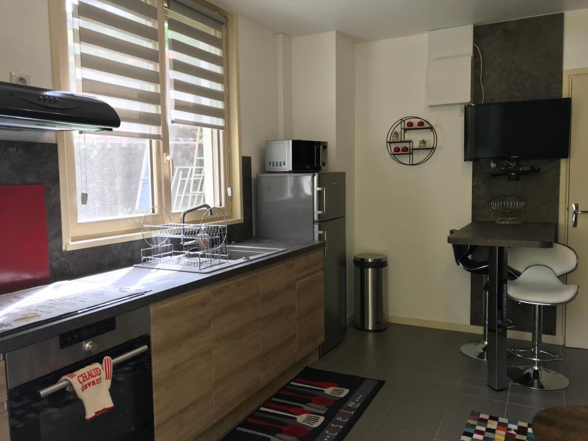 La Cremaillere Apartman Murol Kültér fotó